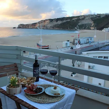 Beachfront Apartament *